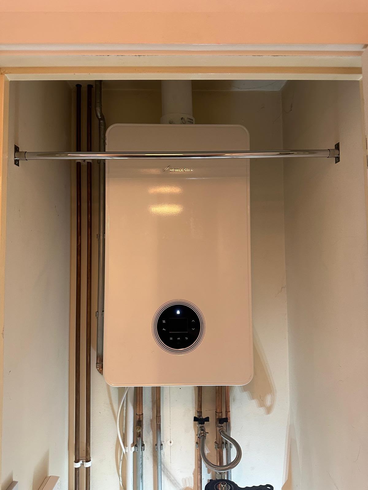 New energy-efficient boiler installed and commissioned in north Hampshire