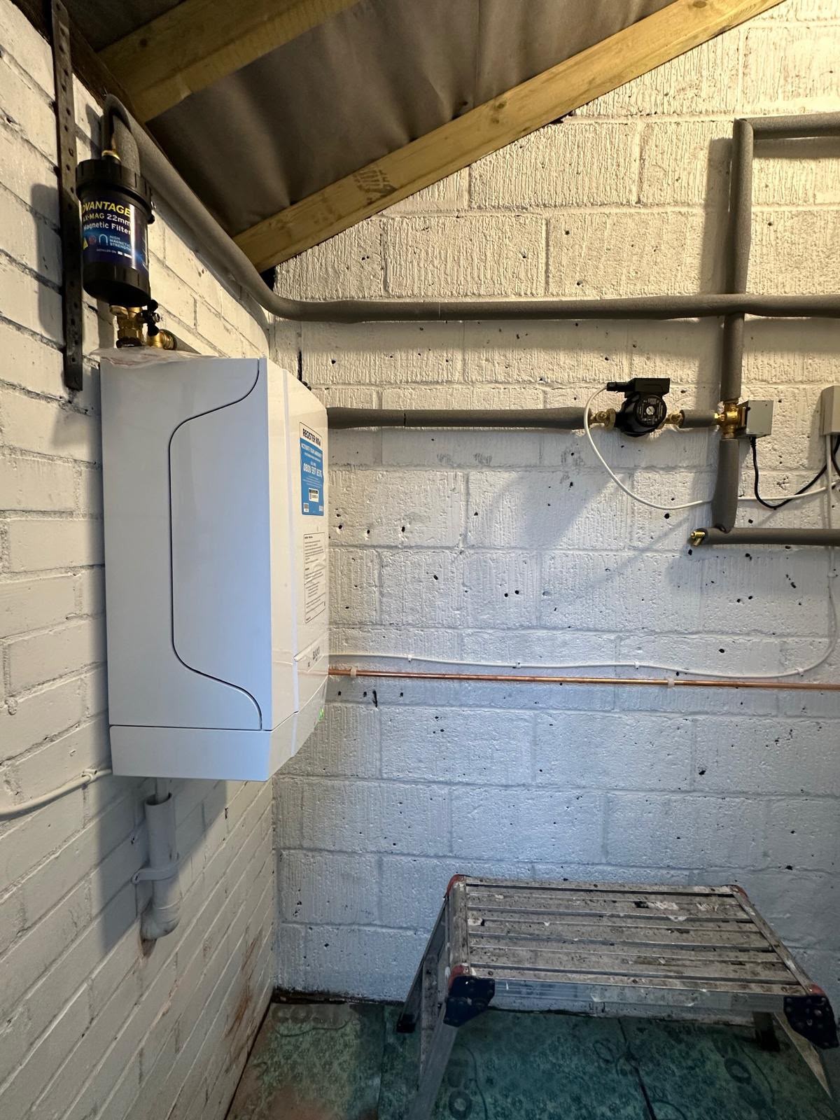 Gas combi boiler installation completed by a Gas Safe registered engineer in a Basingstoke home